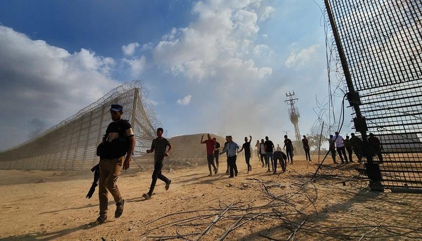 توێژینەوەیەکی زایۆنیستی: 7ی تشرینی یەکەم، ئەفسانەی باڵادەستی ئاسایش و هەواڵگری ئیسرائیلی لەناوبرد