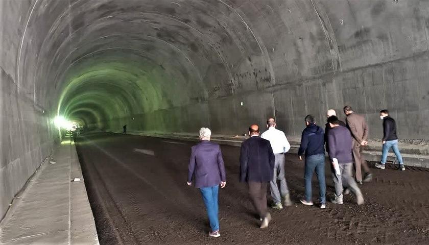 تونل سیاه‌طاهر؛ مسیر تازه اورامانات به عراق و شریان توسعه تجارت مرزی