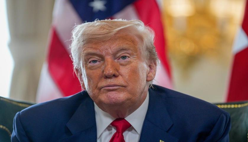 تڕەمپ: ڕێککەوتنێکی گشتگیر لەگەڵ ئێران، بژاردەیەکی پەسەندترە لام