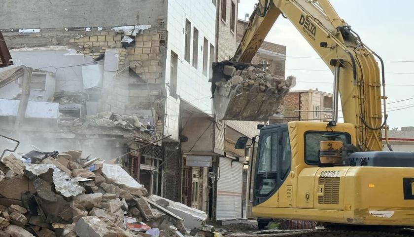 ۲ هزار واحد مسکونی در سنندج بر اثر حملات دشمن دچار خسارت شدند