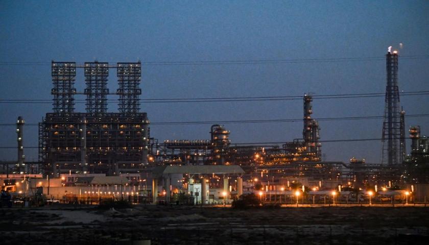 شهر صنعتی «الجُبیل» در عربستان هدف حملات سنگین موشکی قرار گرفت