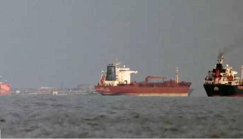 ئیبراهیم ڕەزایی: بەبێ ڕەزامەندی ئێران یەک لیتر نەوت بە گەرووى هورمزدا تێناپەڕێت