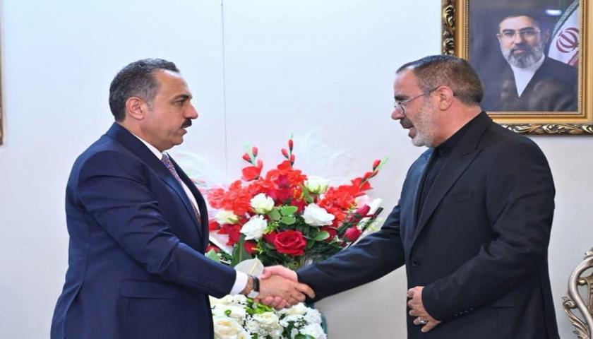 استاندار اربیل از کنسولگری ایران بازدید و در مورد نحوه پذیرایی از زائران اربعین گفتگو کرد