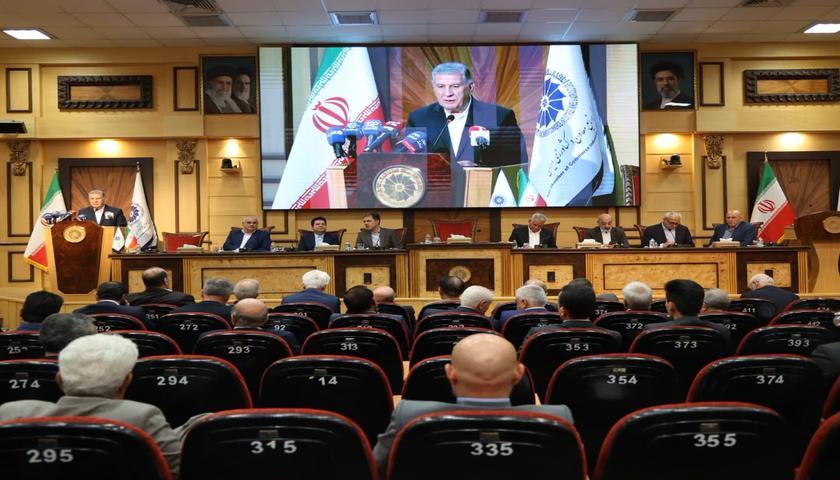 عێراق لە ناوەندی بەرنامەی پەرەپێدانی گەشتیاری تەندروستی ئێران؛ شاندە تایبەتەکانی ئێران بەرەو بازاڕی تەندروستی عێراق دەڕۆن