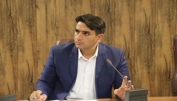 درخواست تعویق استیضاح شهردار سنندج با هدف ارائه پاسخ مستند و همزمانی با برنامه‌های هفته دولت