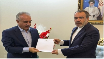 پاسداشت خدمات بنیاد خیریه بارزانی در اربعین حسینی (ع) در سرکنسولگری ایران در اربیل + تصاویر