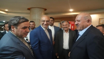 در دیدار هیأت بازرگانی و اقتصادی سلیمانیه عراق با استاندار کرمانشاه مطرح شد؛ رفع موانع مرزی، اولویت توسعه همکاری‌های اقتصادی ایران و عراق