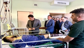 استاندار کردستان در عیادت از مجروح حادثه معدن سقز؛ رسیدگی به پرونده با جدیت دنبال می شود