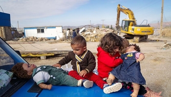 هشت سال گذشت مالد آوا هم‌وطن 