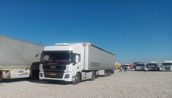 صادرات ۲۵۵ هزار کامیون کالا از مرزهای کرمانشاه به عراق