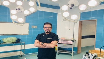 موفقیت تحسین برانگیز تیم مغزو اعصاب کوثر سنندج؛ بیمار ۵۲ساله از خطر فلج دائمی نجات یافت