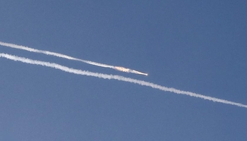 هێرشی موشەکی ئێران بۆسه‌ر ئیسرائیل ده‌ستیپێكرد