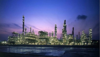 علیرغم اعلام آتش بس؛ حمله اسرائیل و امریکا‌ به پالایشگاه لاوان ایران