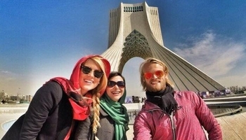 ئێران هەوڵی گەڕانەوەی گەشتیارانی بیانی دەدات