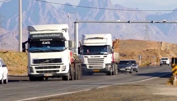 ئێران و عێراق ڕێککەوتن لەسەر ئاسانکاری هاتووچۆی بارهەڵگرەکانی هەناردەکردن لەسەر سنووری خوسرەوی