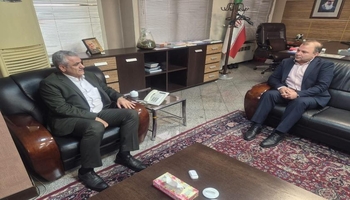 مرکز تجاری قصرشیرین در آستانه تأمین کالا؛ سهمیه کوله‌بری پی‌گیری شد