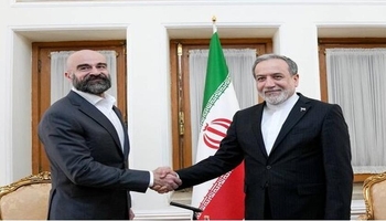 عباس عراقچی از بافل طالبانی استقبال کرد